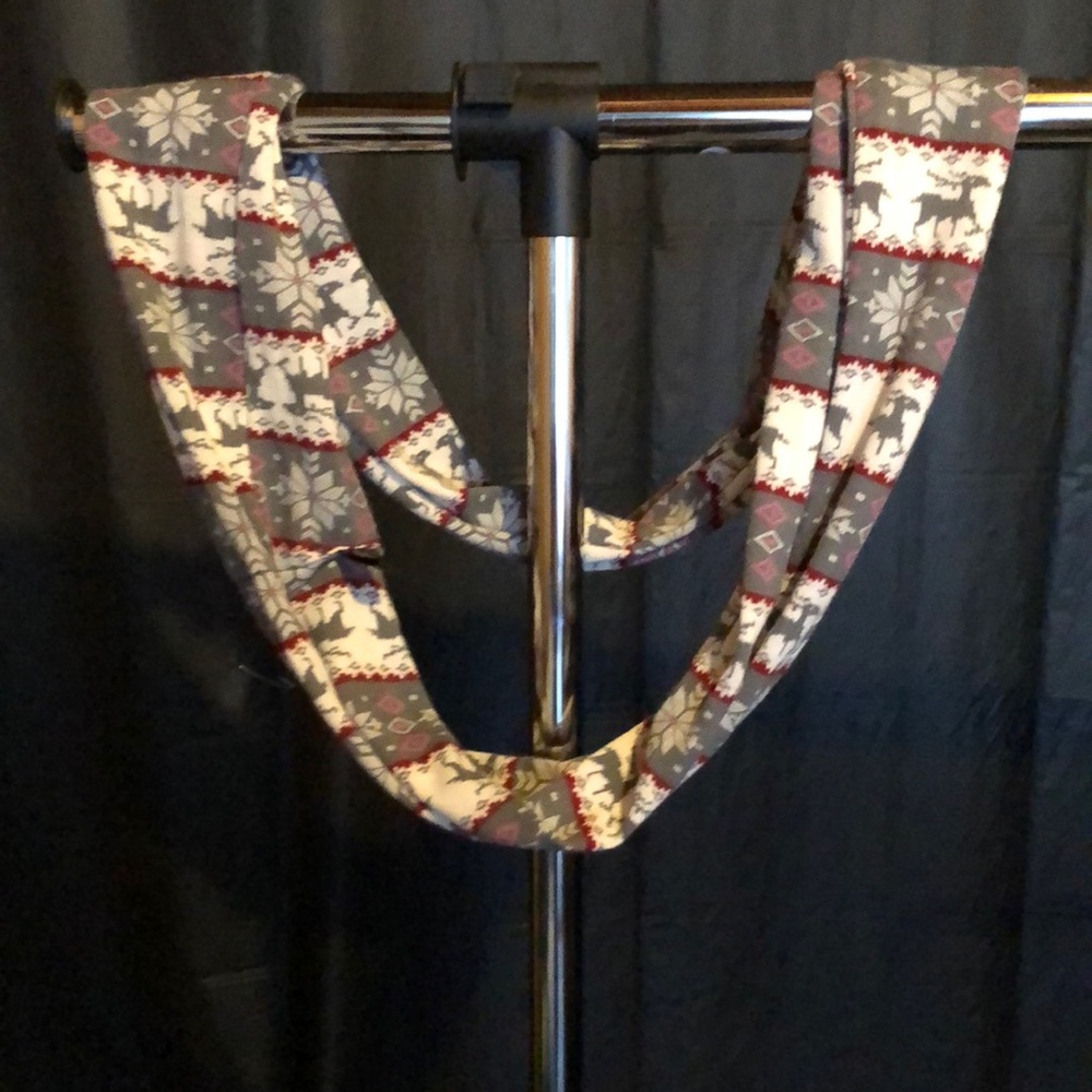 Snowflake and reindeer infinity scarf